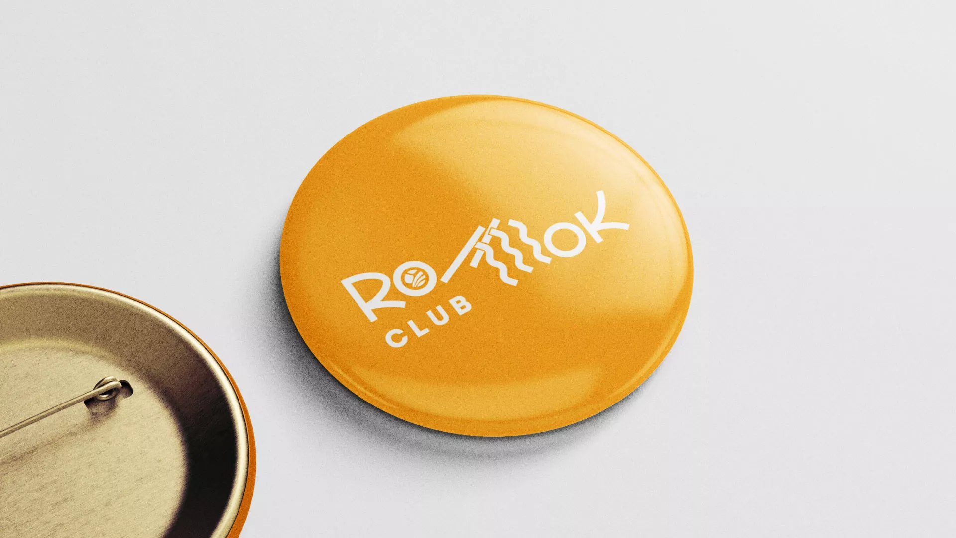 Создание логотипа в Трёхгорном для суши-бара «Roll Wok Club»